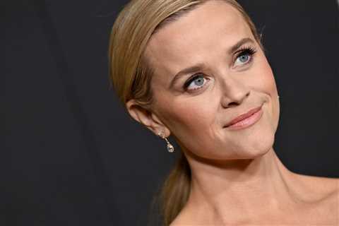 Reese Witherspoon Announces She's Divorcing Her Husband Jim Toth (Don't Worry, We'll Exlpain Who..