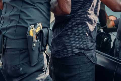 Understanding the Distinction Between Misdemeanors and Felonies in Criminal Law