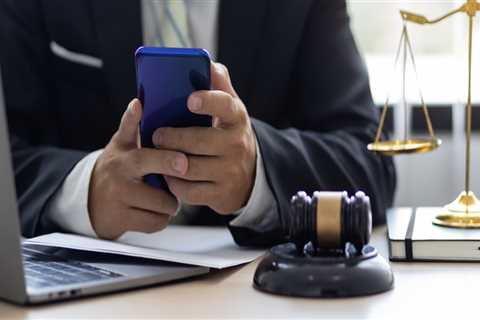 Why Social Media Silence Is Often Part of an Effective Personal Injury Legal Strategy